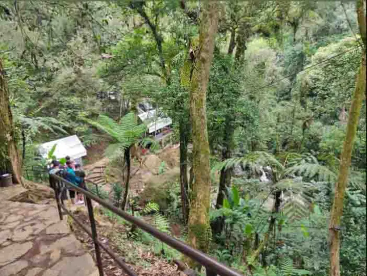 De' Valley Waterfall Ciwidey Valley Resort