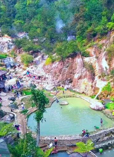 kawah rengganis ciwidey