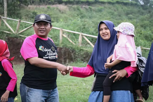 family gathering asbalan property di bandung family gathering asbalan property di bandung