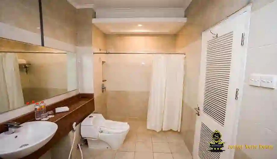 Hotel Sutan Raja Grand Junior Suite Room