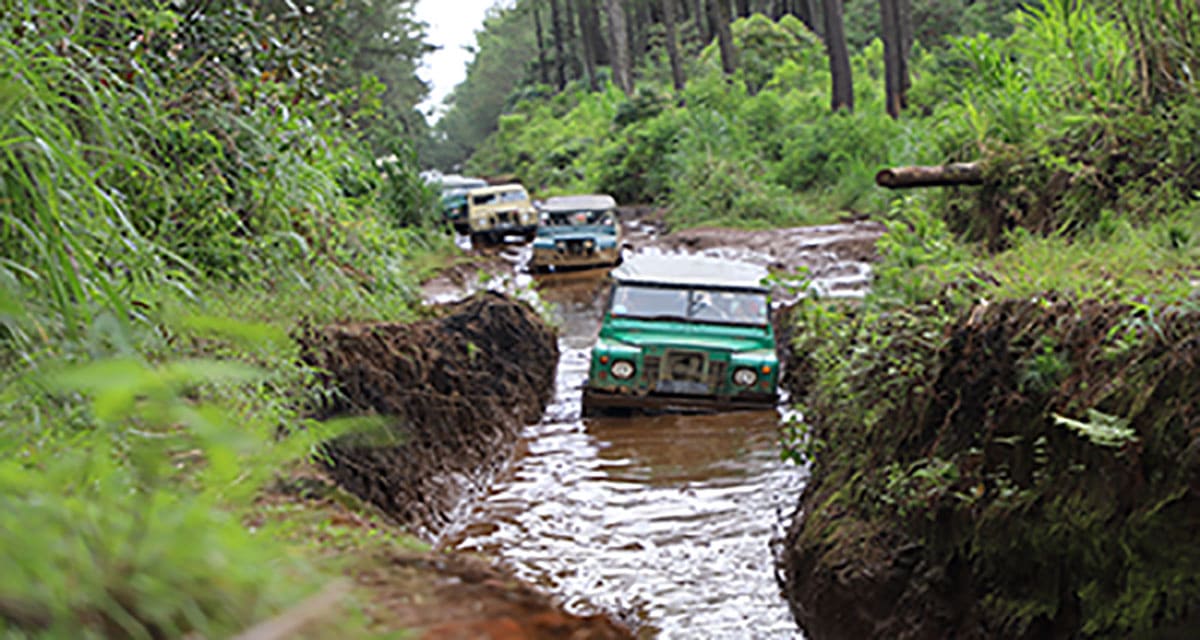 Offroad Land Rover di Lembang